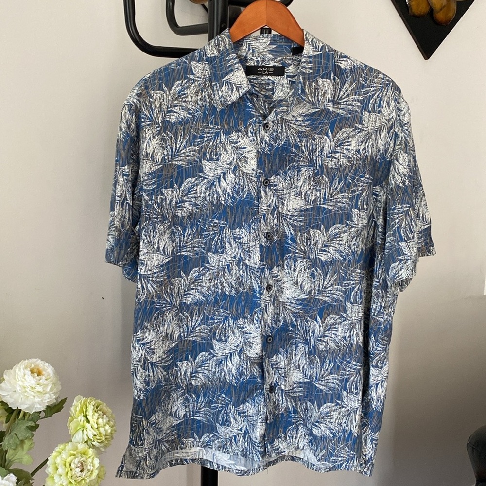 Axis LA 100% silk button down blue size XL